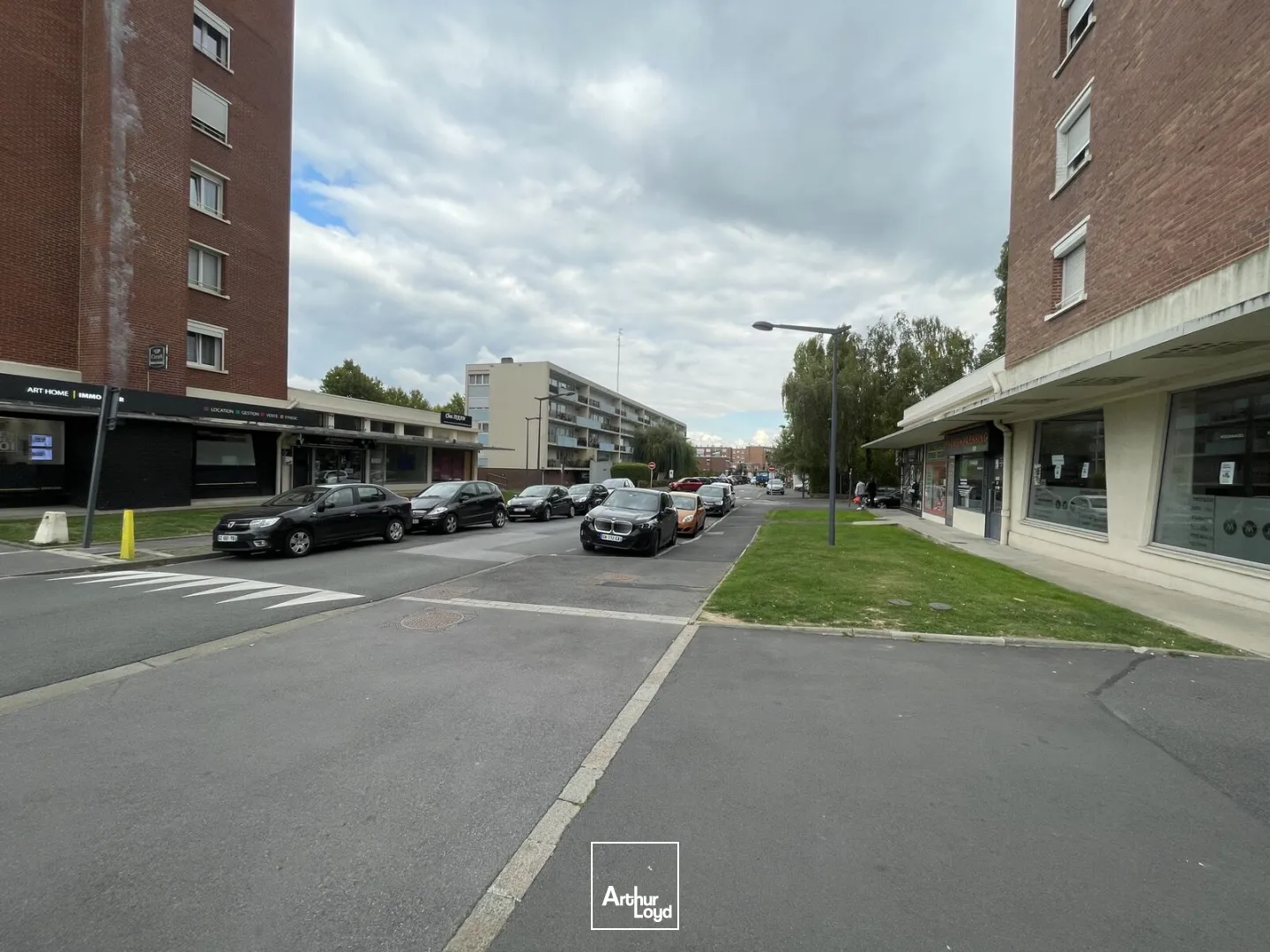 Locaux commerciaux - Location - MAUBEUGE - 59600 - 135-135 - 7611527