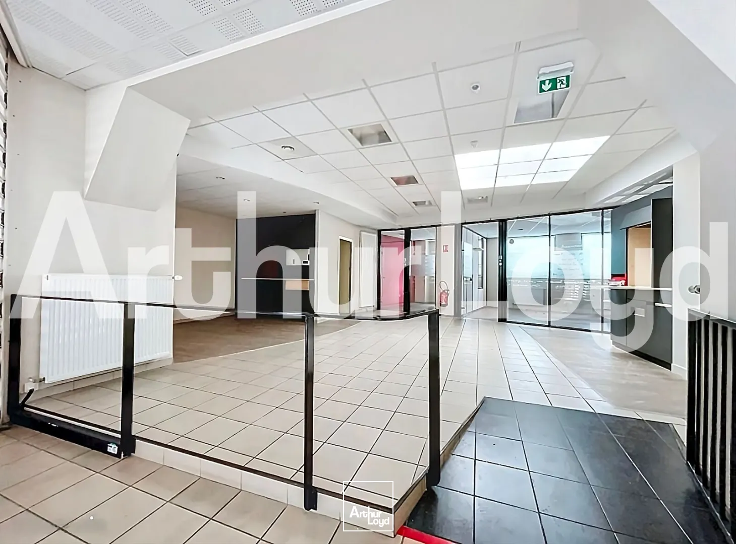 Locaux commerciaux - Location - CONDE SUR L'ESCAUT - 59163 - 215.22-215.22 - 7611530