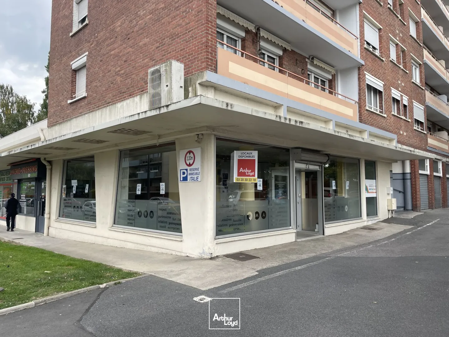 Locaux commerciaux - Vente - MAUBEUGE - 59600 - 135-135 - 7611550