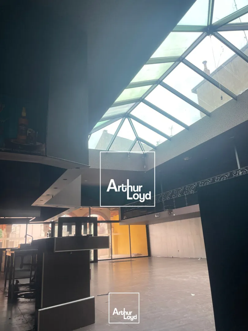 Local commercial 440 m² à louer - Emplacement premium en centre-ville de Béziers