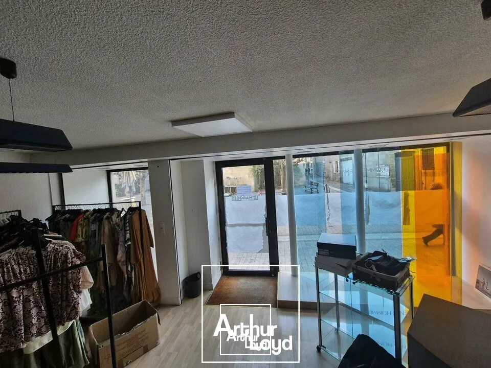 Locaux commerciaux - Location - BRIVE-LA-GAILLARDE - 19100 - 80-80 - 7612493