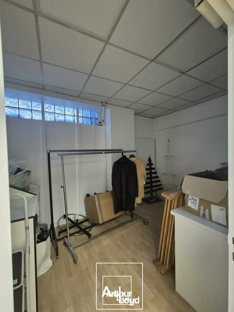 Locaux commerciaux - Location - BRIVE-LA-GAILLARDE - 19100 - 80-80 - 7612498