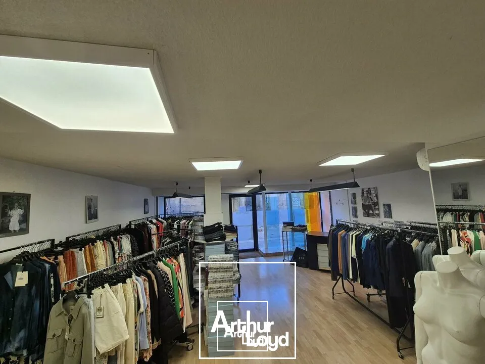 Locaux commerciaux - Location - BRIVE-LA-GAILLARDE - 19100 - 80-80 - 7612492