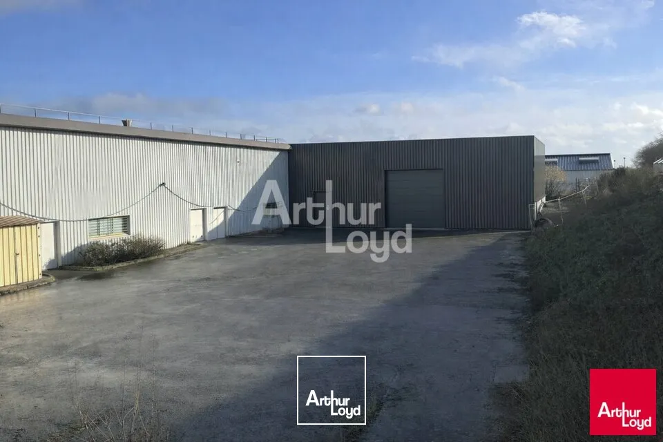 Locaux d'activité & Entrepôts - Location - VITRÉ - 35500 - 300-700 - 7613058