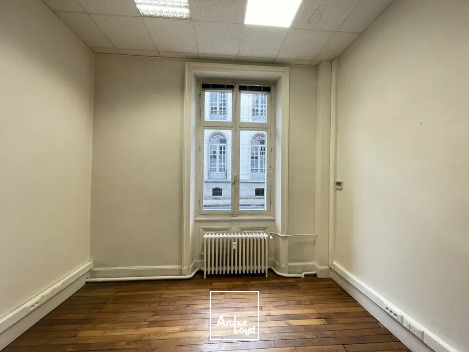 Bureaux - Location - POITIERS - 86000 - 64.83-64.83 - 7613073