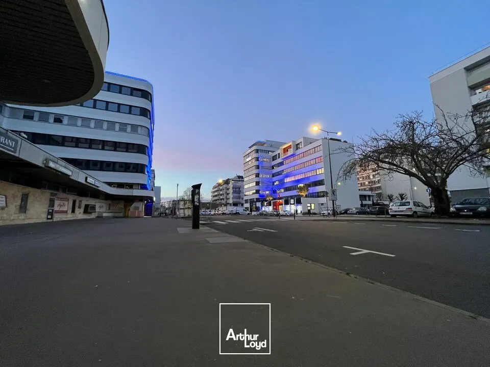 Locaux commerciaux - Location - TOURS - 37000 - 400-400 - 7613100