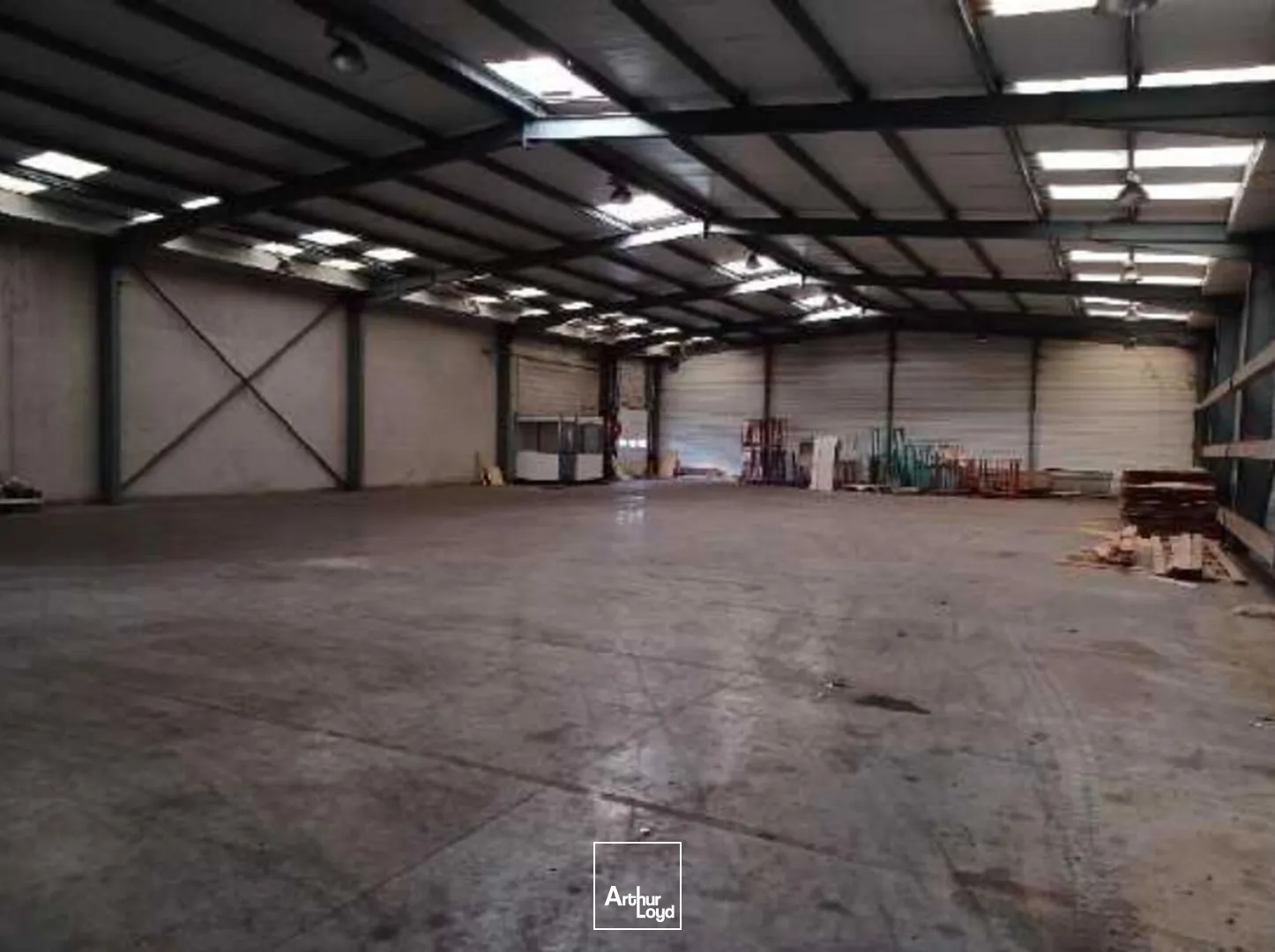 Locaux d'activité & Entrepôts - Vente - BOHAIN EN VERMANDOIS - 02110 - 6296-6296 - 7613115