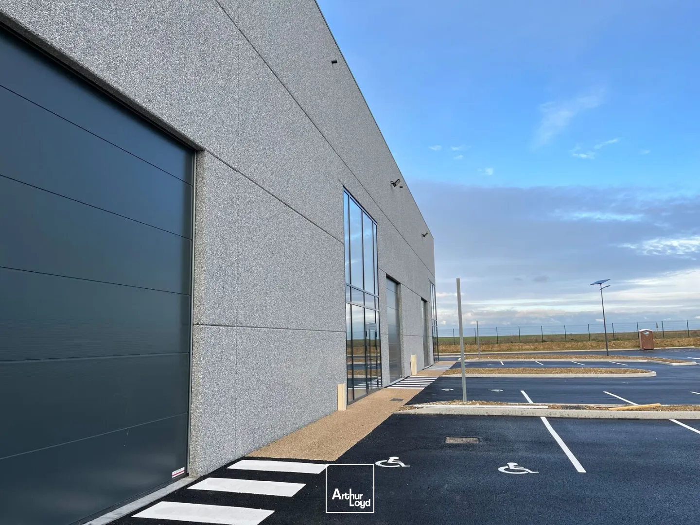 Locaux d'activité & Entrepôts - Location - BARENTON BUGNY - 02000 - 300-2100 - 7613129