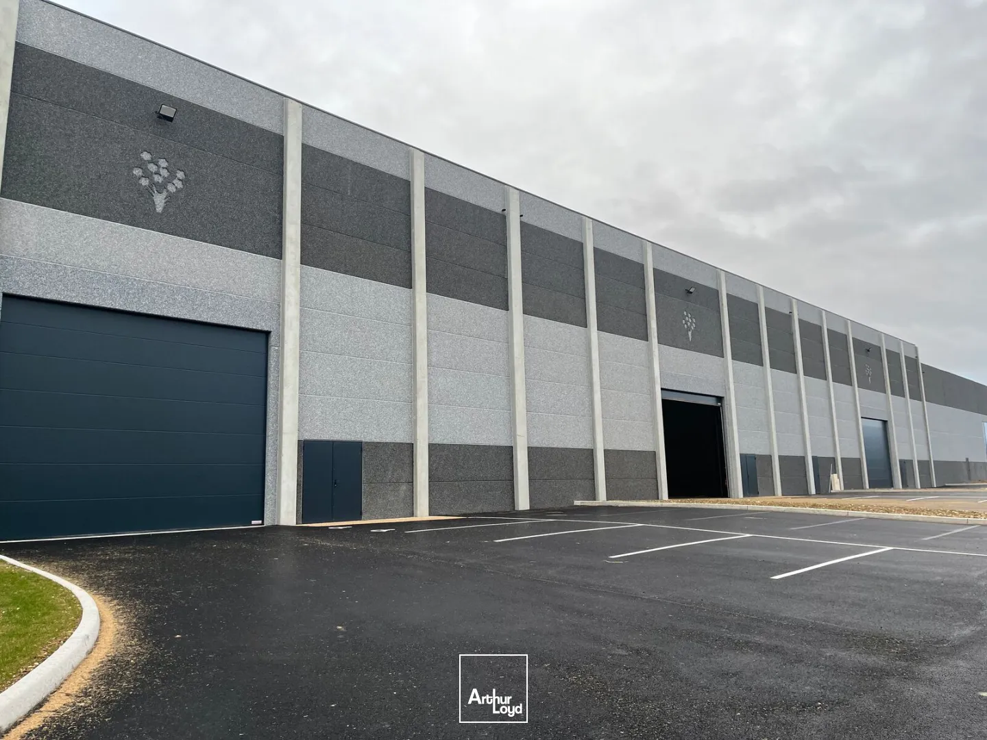 Locaux d'activité & Entrepôts - Location - BARENTON BUGNY - 02000 - 2100-2100 - 7613130