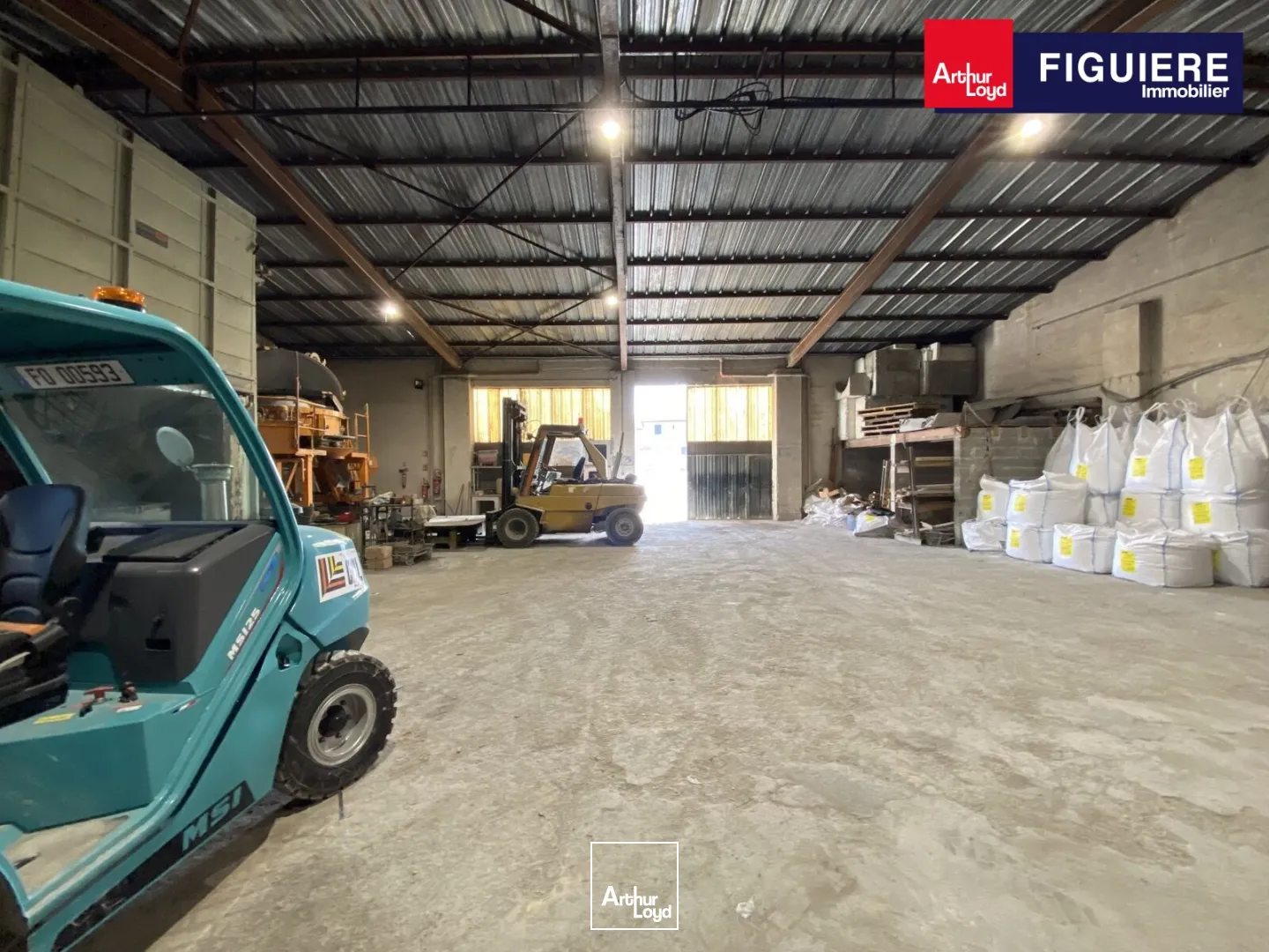 Ensemble immobilier avec terrain à VENDRE sur BOUC BEL AIR