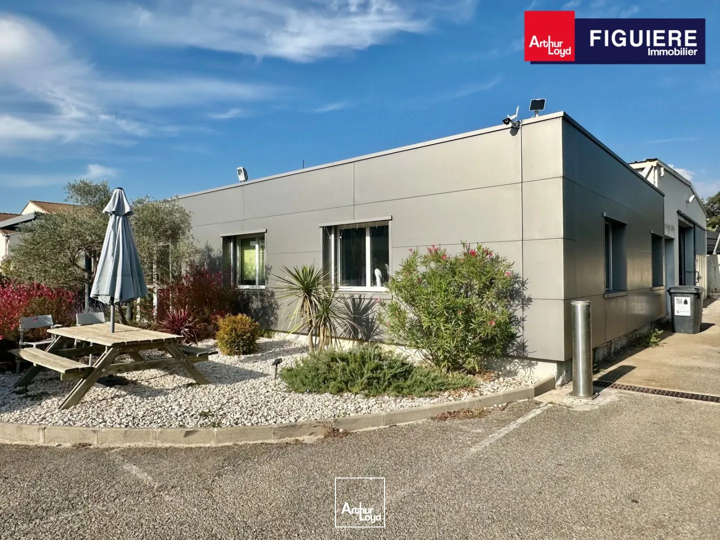 Locaux d'activité & Entrepôts - Location - VELAUX - 13880 - 495-495 - 7613177