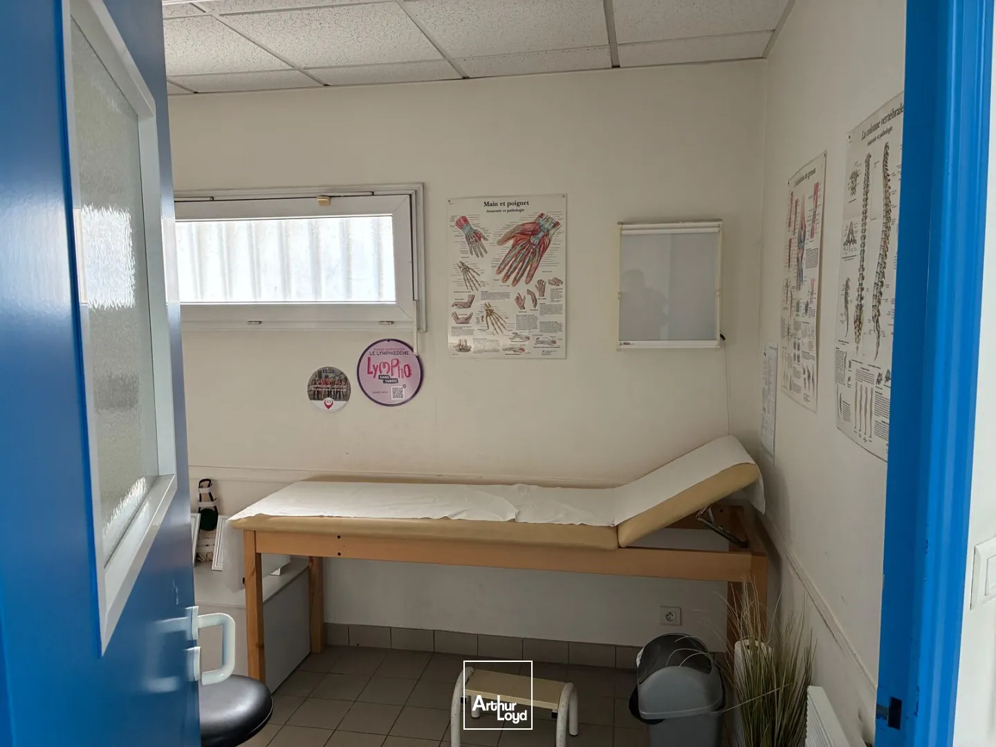 A LOUER LOCAL COMMERCIAL DE 122M2- SAINT NAZAIRE