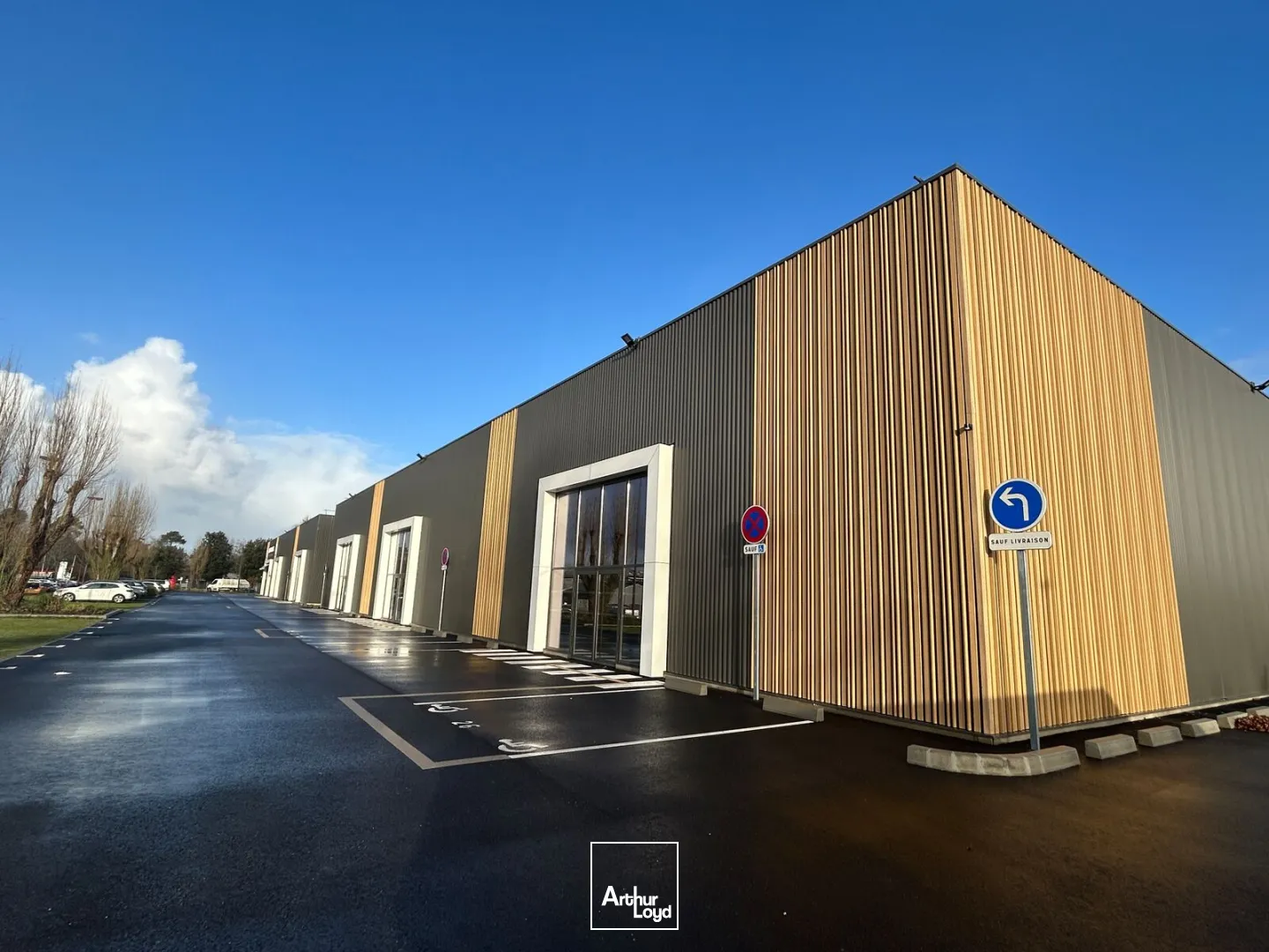 Locaux commerciaux - Location - LA TESTE DE BUCH - 33260 - 436.55-2664.12 - 7613304