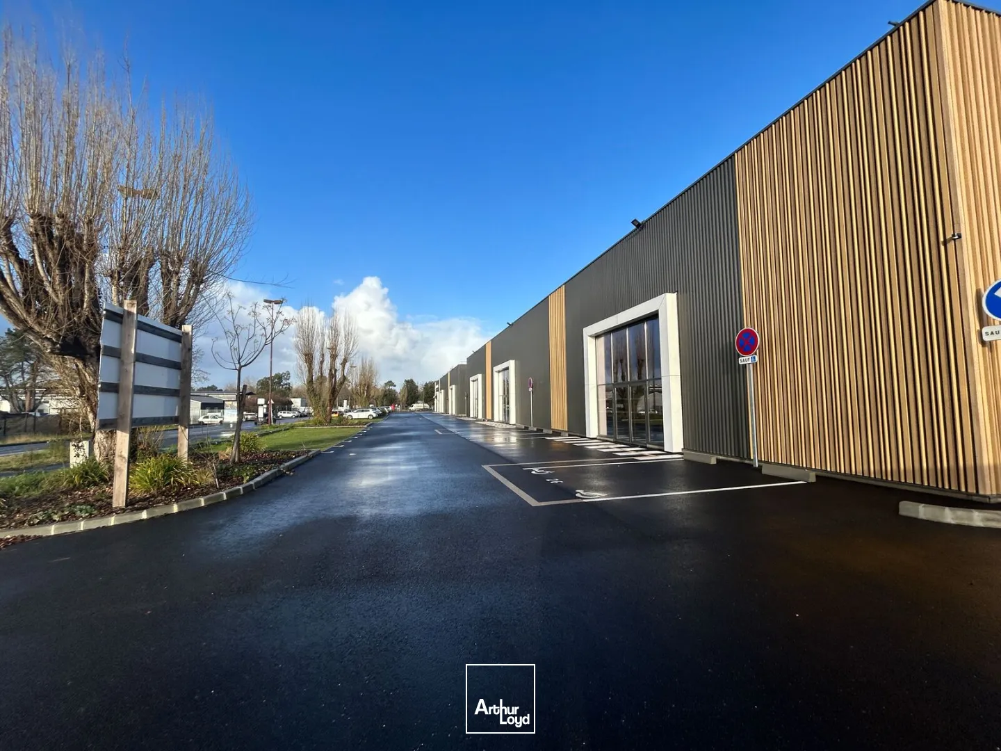 Locaux commerciaux - Location - LA TESTE DE BUCH - 33260 - 436.55-2664.12 - 7613305