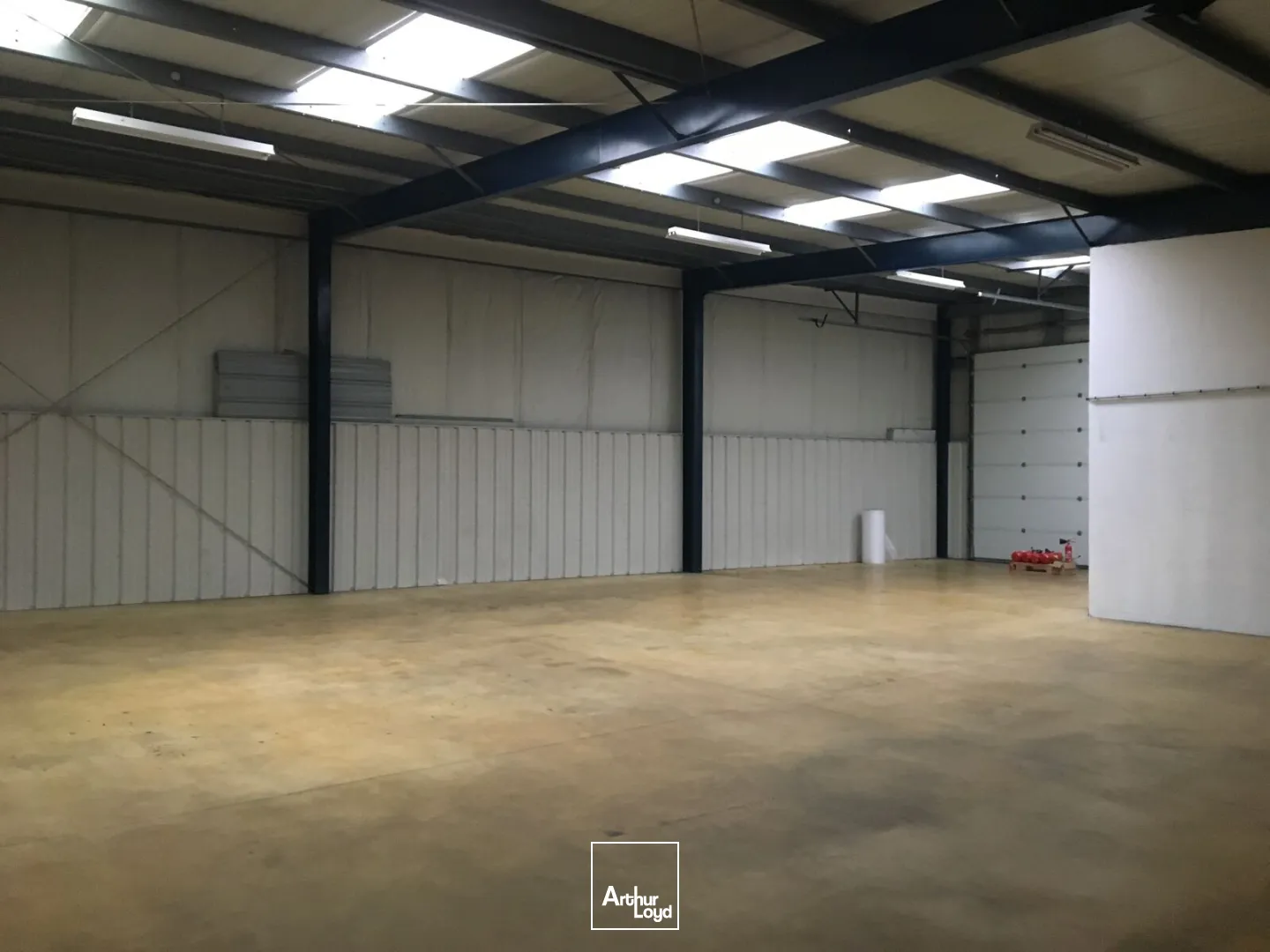 Locaux d'activité & Entrepôts - Location - ROUEN - 76000 - 320-320 - 7613357