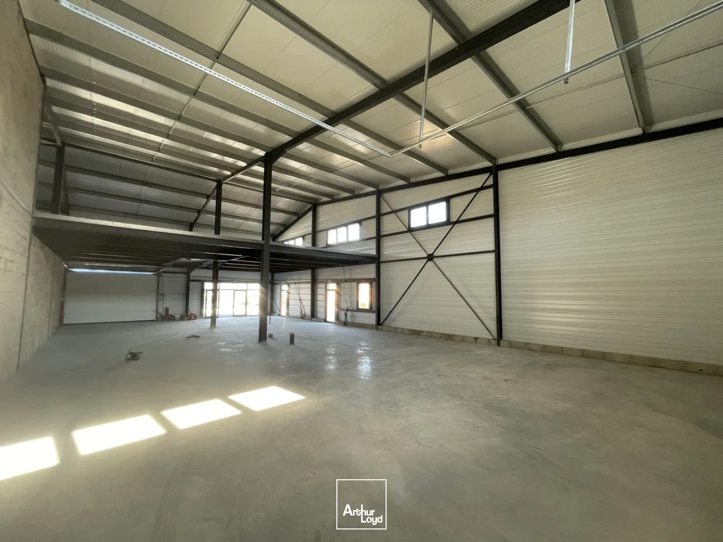 Locaux d'activité & Entrepôts - Location - SAUVIAN - 34410 - 105-1698 - 7613473