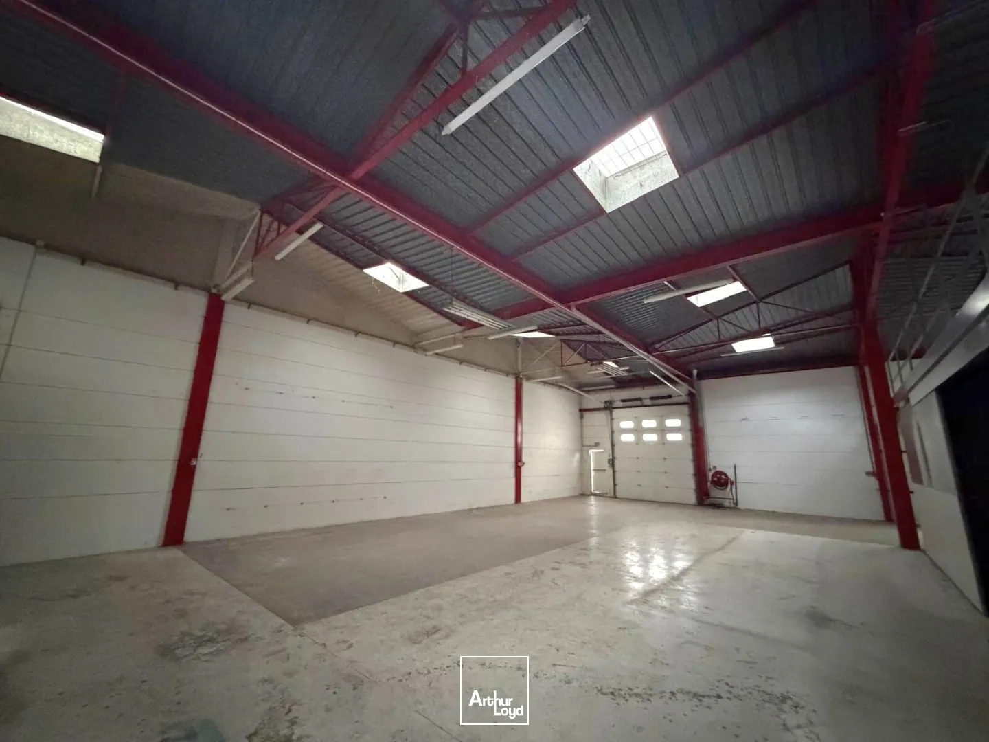 Locaux d'activité & Entrepôts - Location - MARSEILLE - 13011 - 695.75-1452 - 7613564