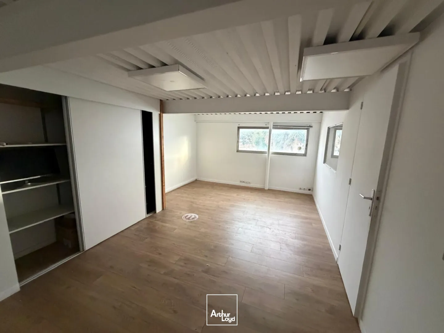 Locaux d'activité & Entrepôts - Location - MARSEILLE - 13012 - 295-295 - 7613579