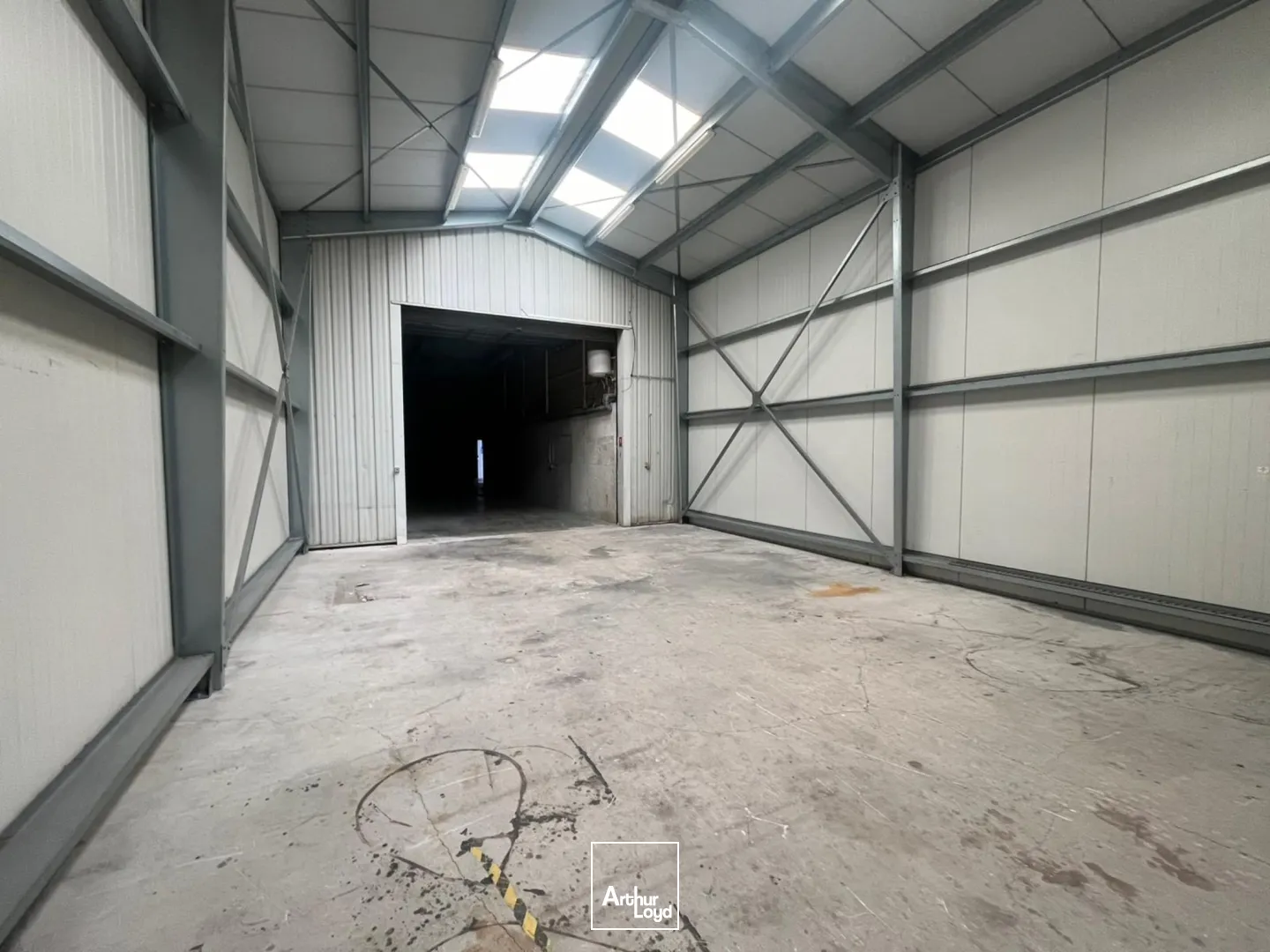 Locaux d'activité & Entrepôts - Location - MARSEILLE - 13012 - 295-295 - 7613576