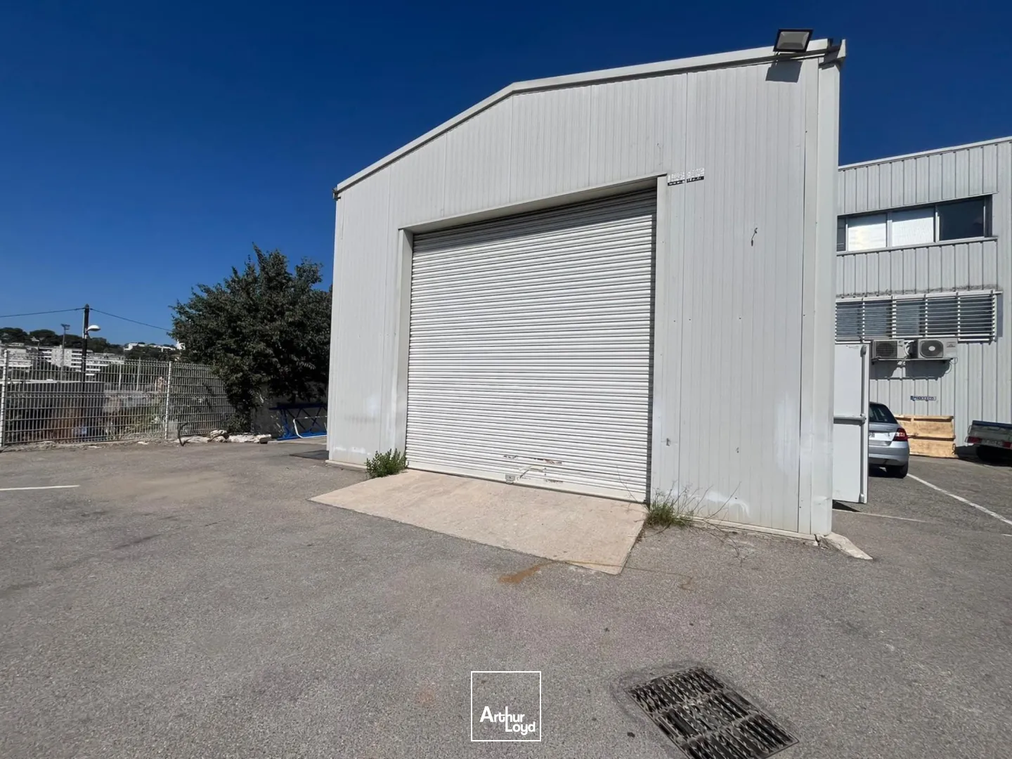 Locaux d'activité & Entrepôts - Location - MARSEILLE - 13012 - 295-295 - 7613575