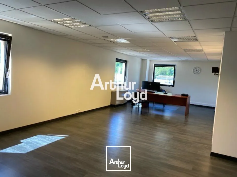 Locaux d'activité & Entrepôts - Location - LE BROC - 06510 - 3724-3724 - 7613824