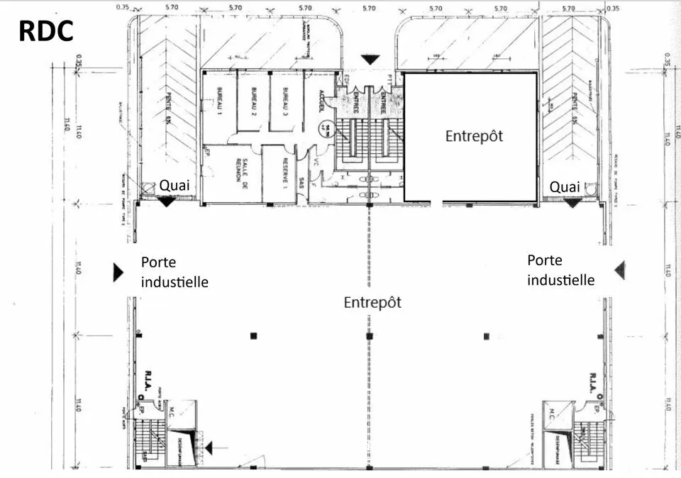 Locaux d'activité & Entrepôts - Location - LE BROC - 06510 - 3724-3724 - 7613826