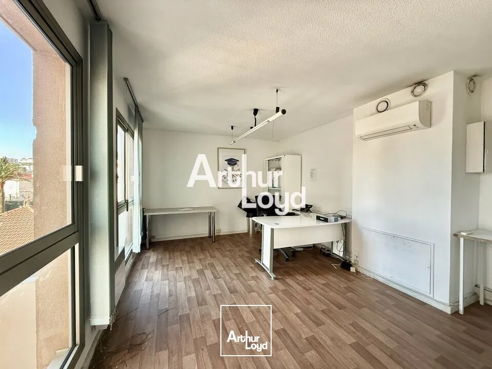 Bureaux - Location - LE CANNET - 06110 - 43-43 - 7613836
