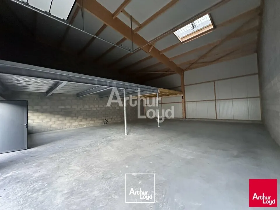 Locaux d'activité & Entrepôts - Location - LAILLÉ - 35890 - 250-250 - 7613909