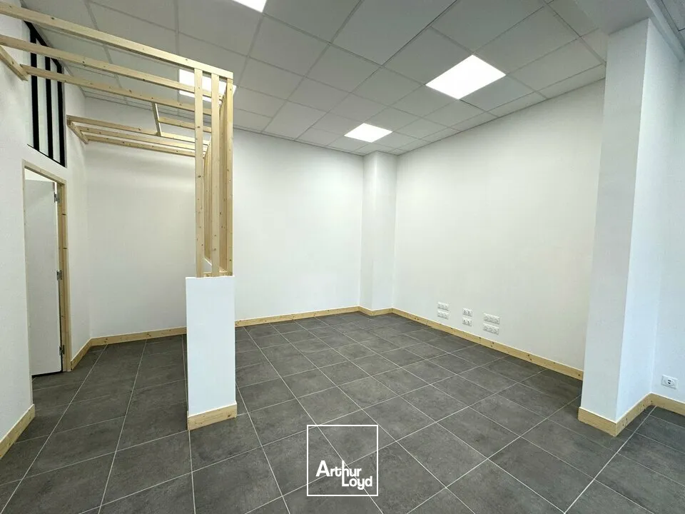 TOURS GRAMMONT BUREAUX A LOUER 100 M² NEUFS RDC