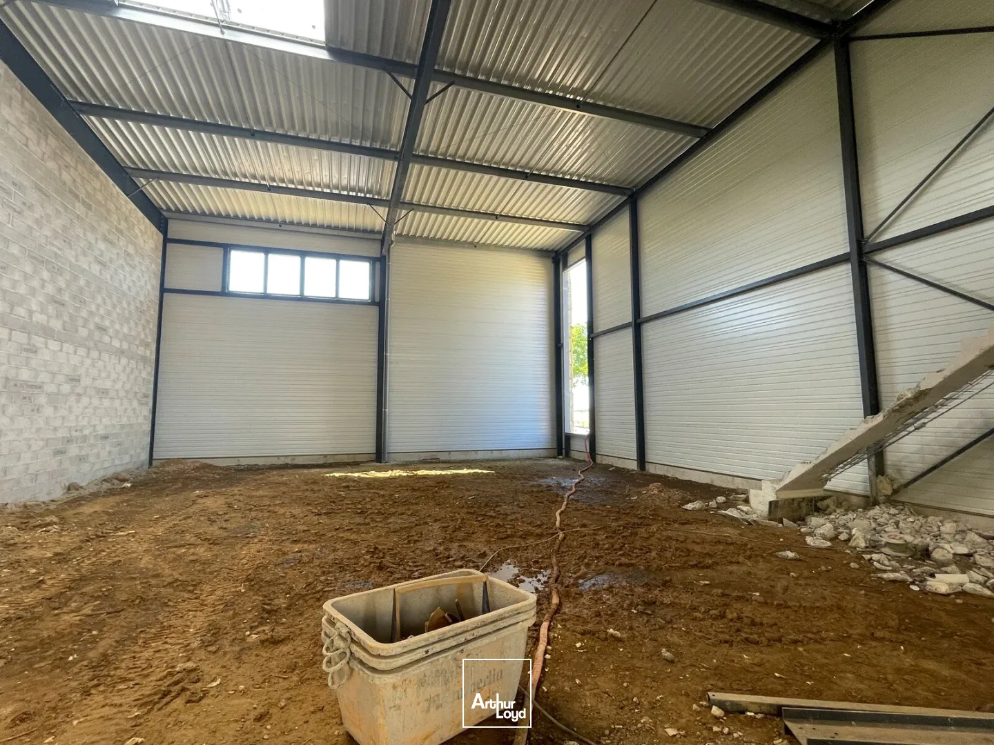 Locaux d'activité & Entrepôts - Location - AMBLAINVILLE - 60110 - 390-390 - 7614016