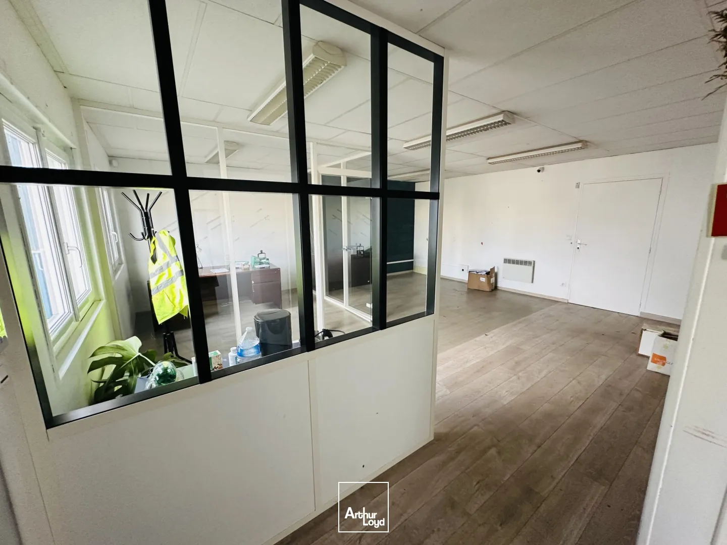 Locaux d'activité & Entrepôts - Location - YERVILLE - 76760 - 198-399 - 7614142