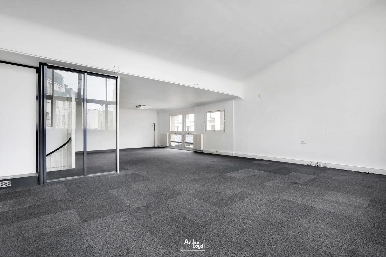 Bureaux à louer à PARIS 75017