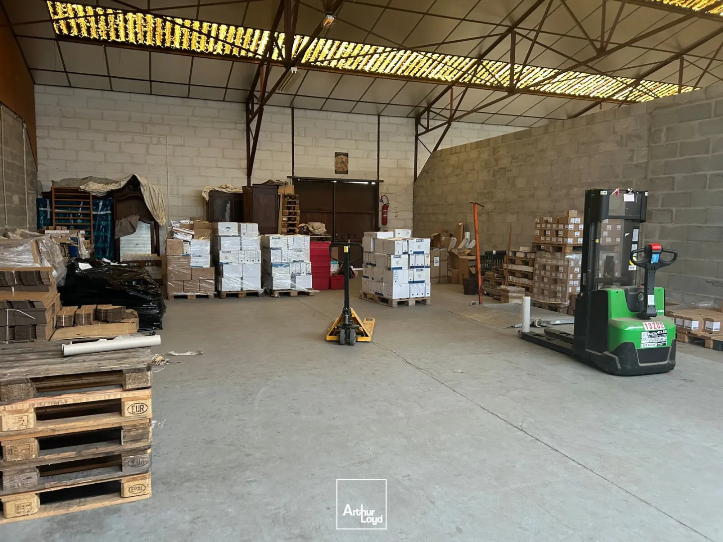 Locaux d'activité & Entrepôts - Location - VERTOU - 44120 - 496-496 - 7614273