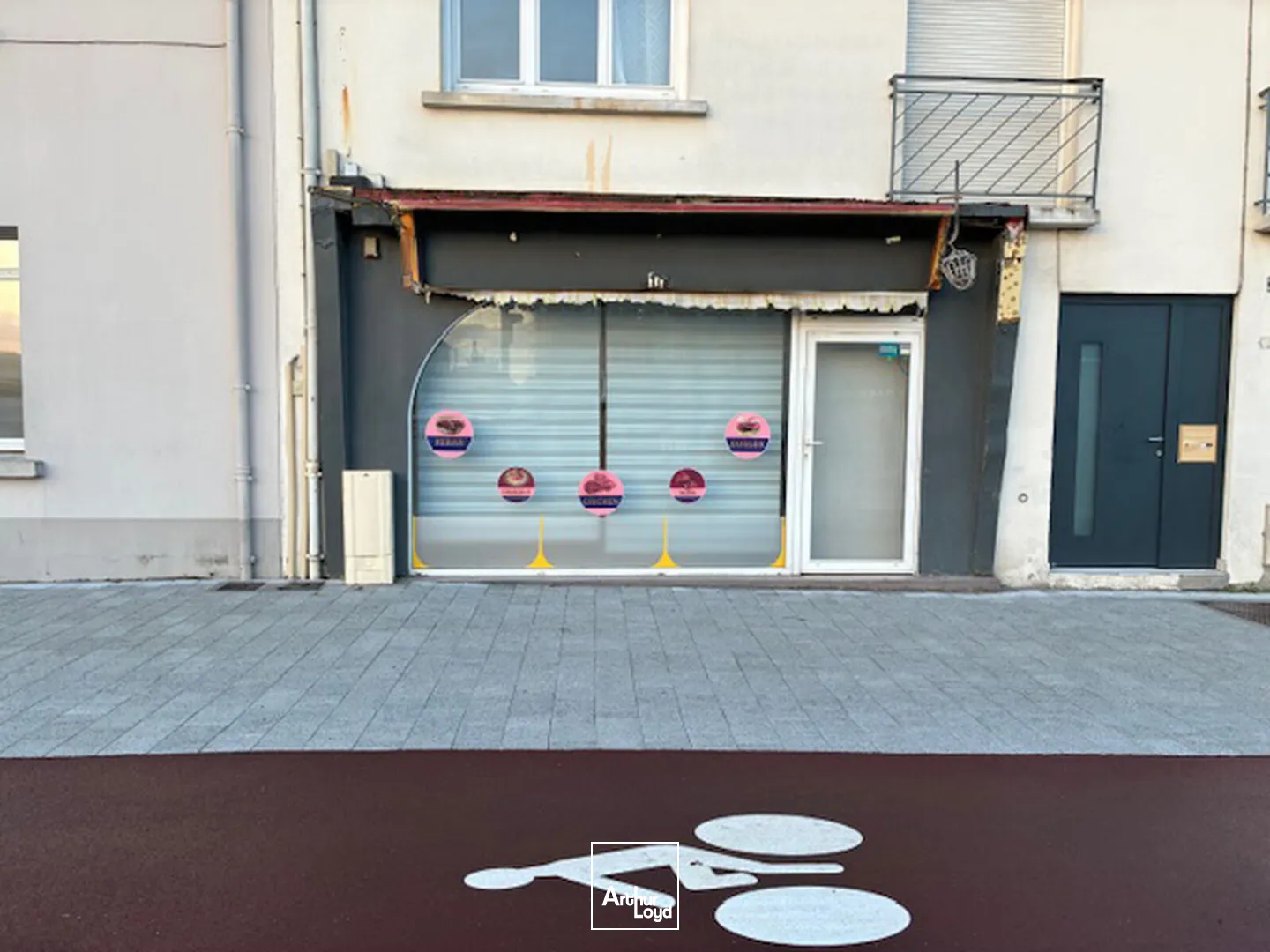LOCATION LOCAL COMMERCIAL 75 M2-SAINT NAZAIRE