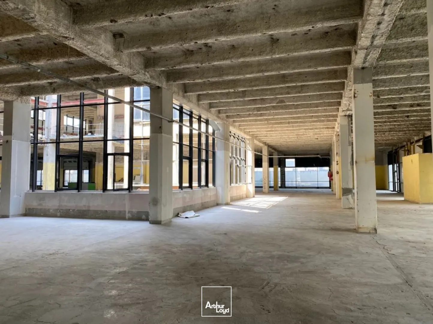 Locaux d'activité & Entrepôts - Location - COLOMBES - 92700 - 1003.6-8440.8 - 7614357