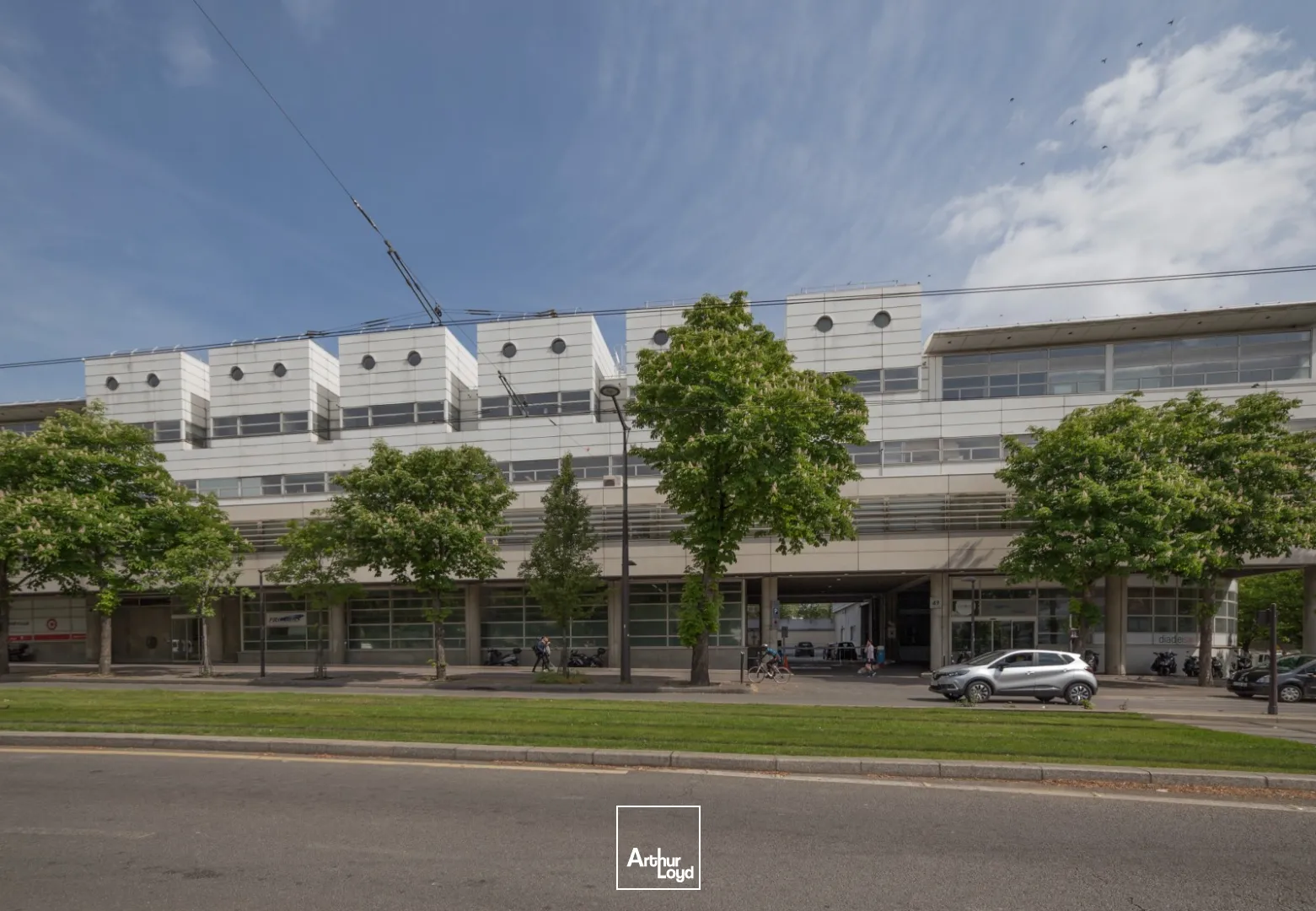 Locaux d'activité & Entrepôts - Location - PARIS - 75015 - 245.34-4186.68 - 7614413