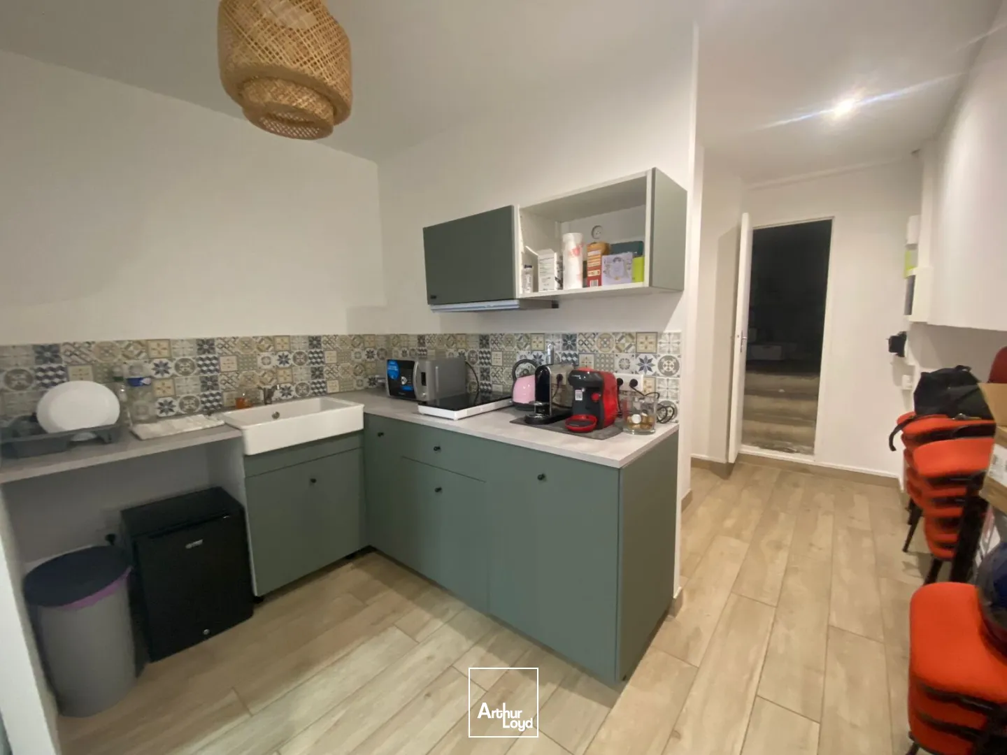 Locaux commerciaux à louer à MARSEILLE 13006