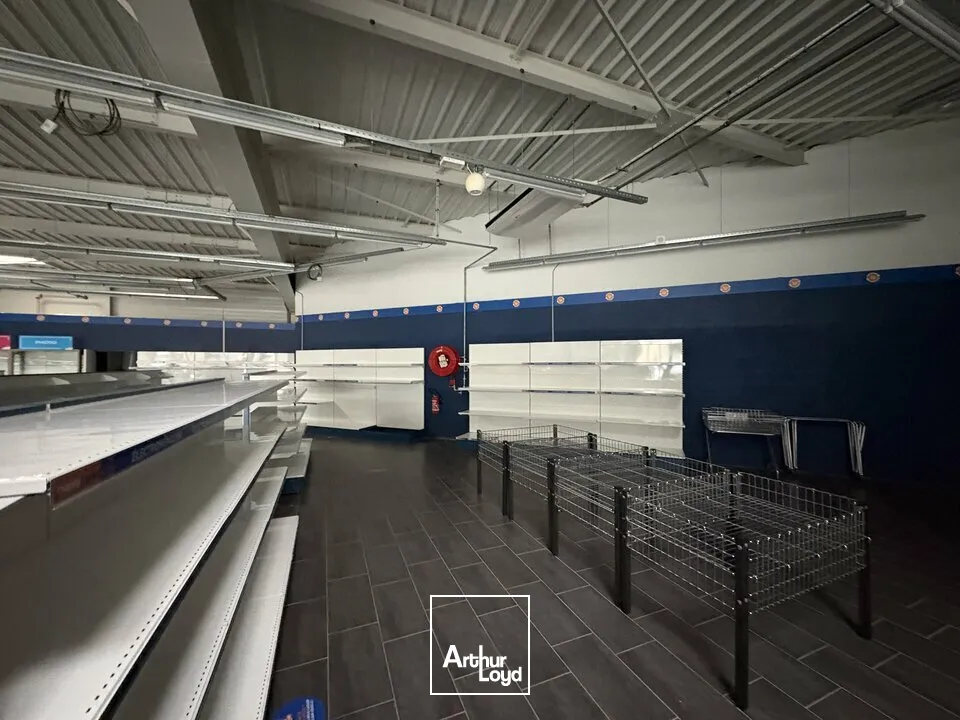 Locaux commerciaux - Location - LA FRANCHEVILLE - 08000 - 457-457 - 7614788