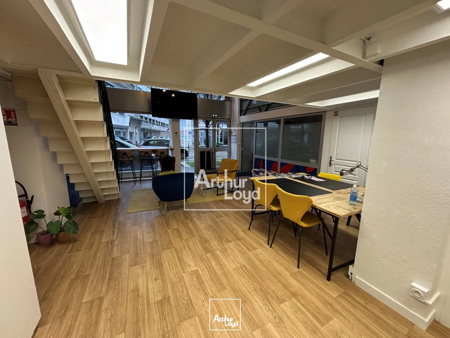 Locaux commerciaux - Vente - GRENOBLE - 38000 - 212-212 - 7614939