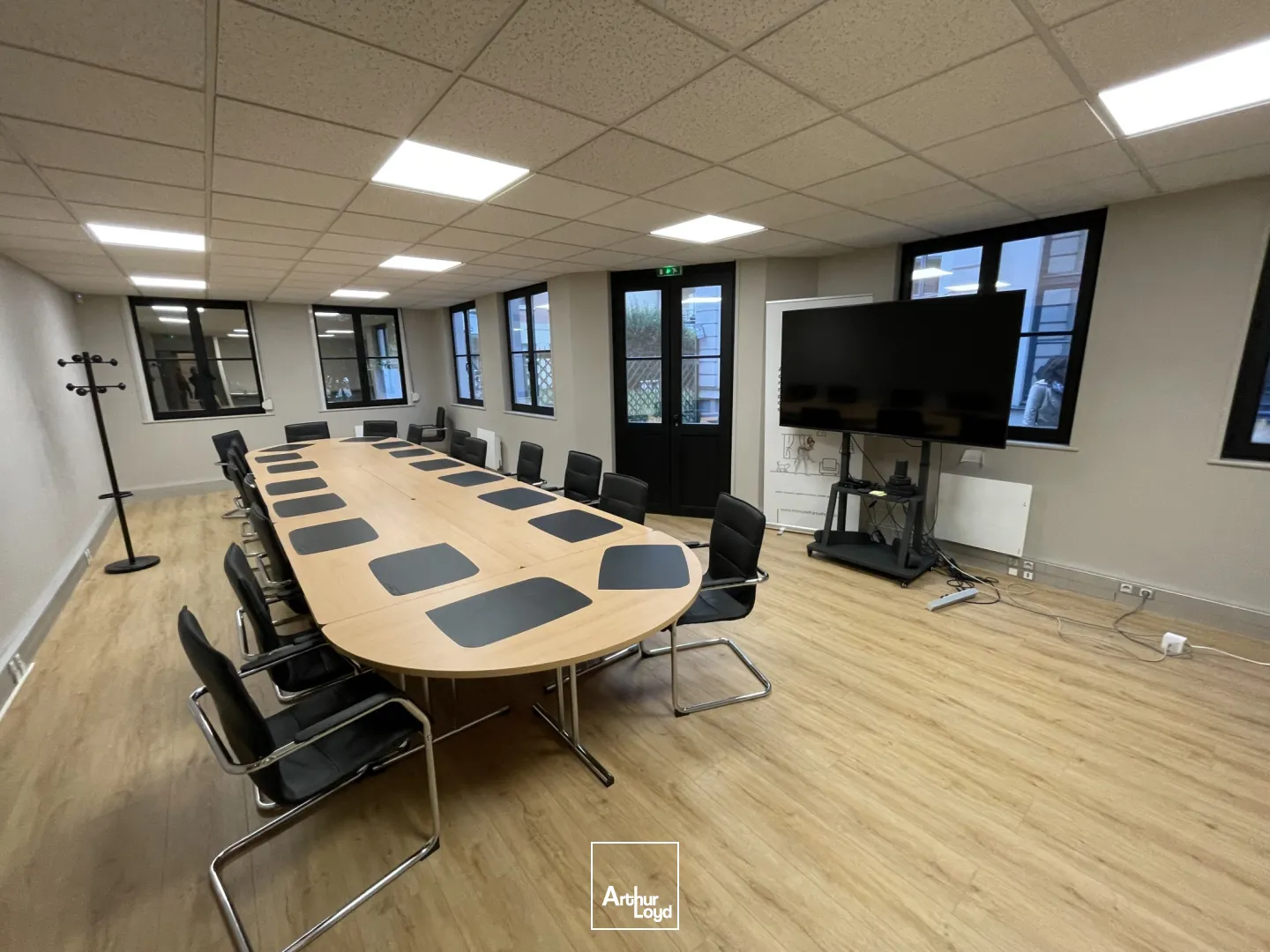 Bureaux - Location - LILLE - 59000 - 47.07-902.96 - 7615168