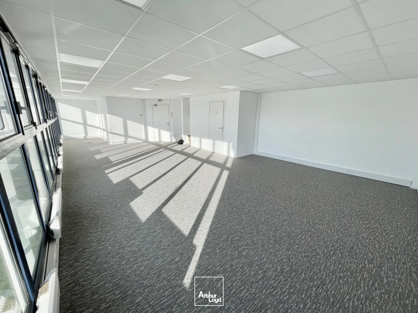 Bureaux - Location - MARCQ EN BAROEUL - 59700 - 79.45-909.96 - 7615185