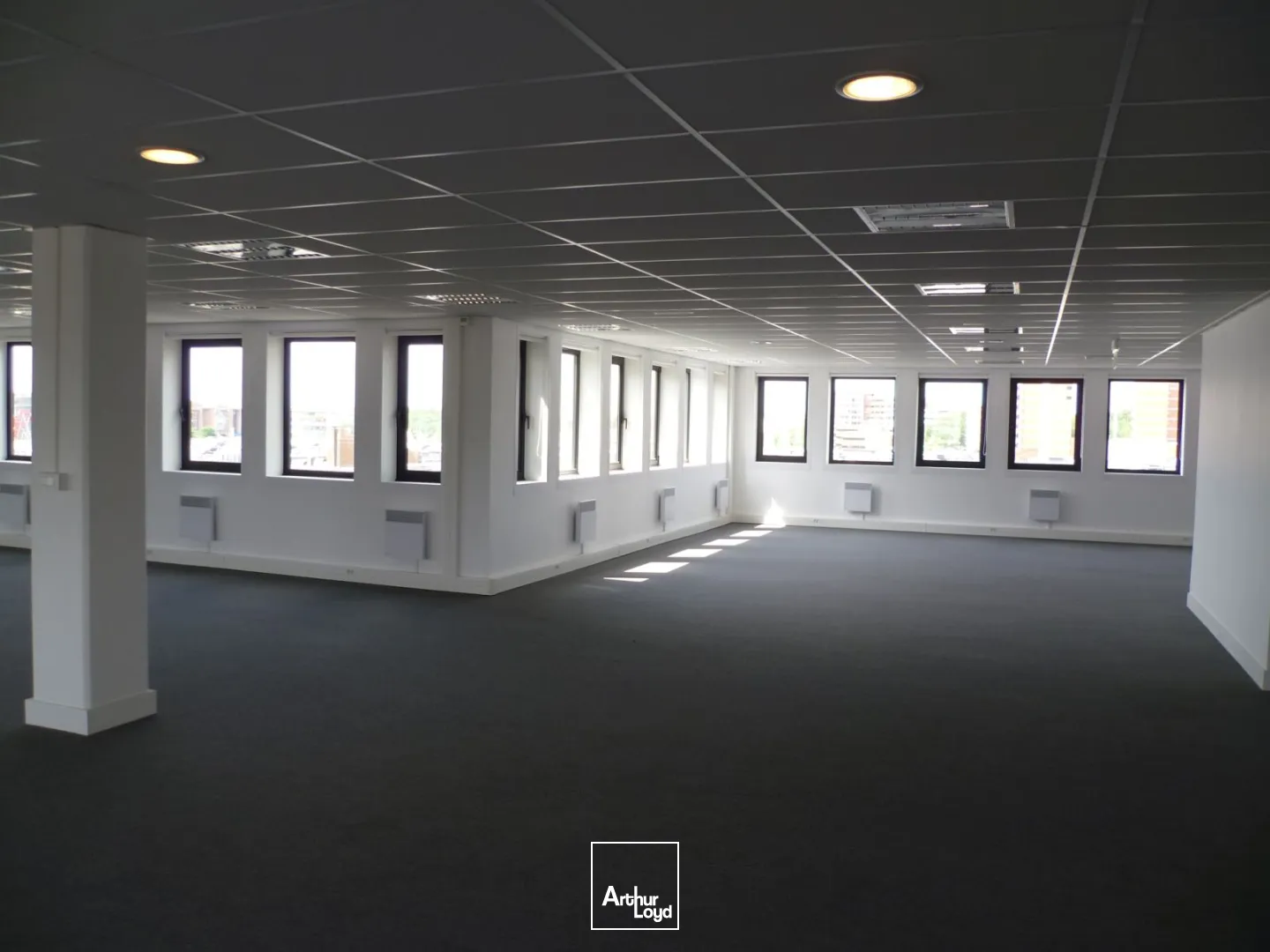 Bureaux - Location - VILLENEUVE D'ASCQ - 59650 - 764-2925 - 7615209