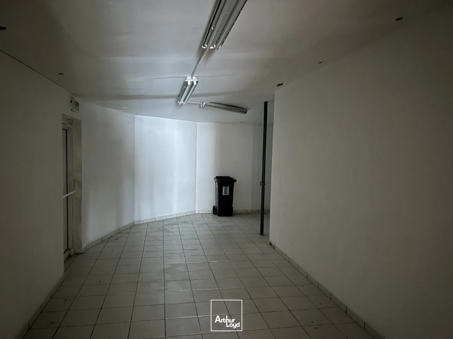 Locaux commerciaux - Location - LILLE - 59000 - 90-265 - 7615360