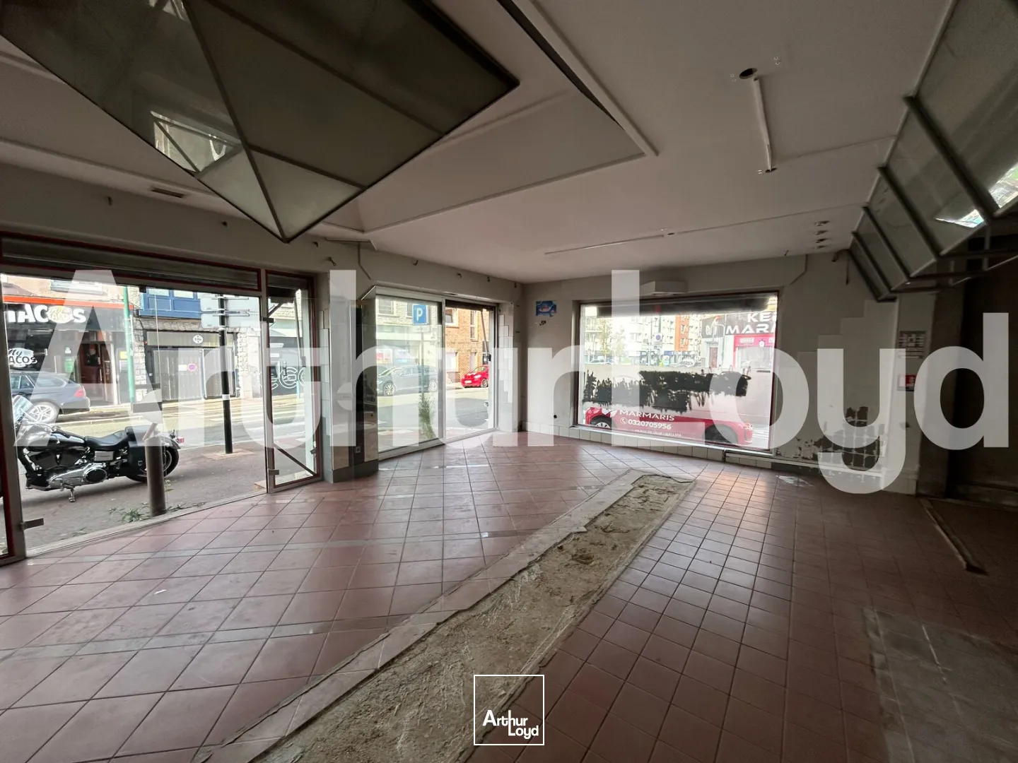 Locaux commerciaux - Vente - Halluin - 59250 - 170-170 - 7615480