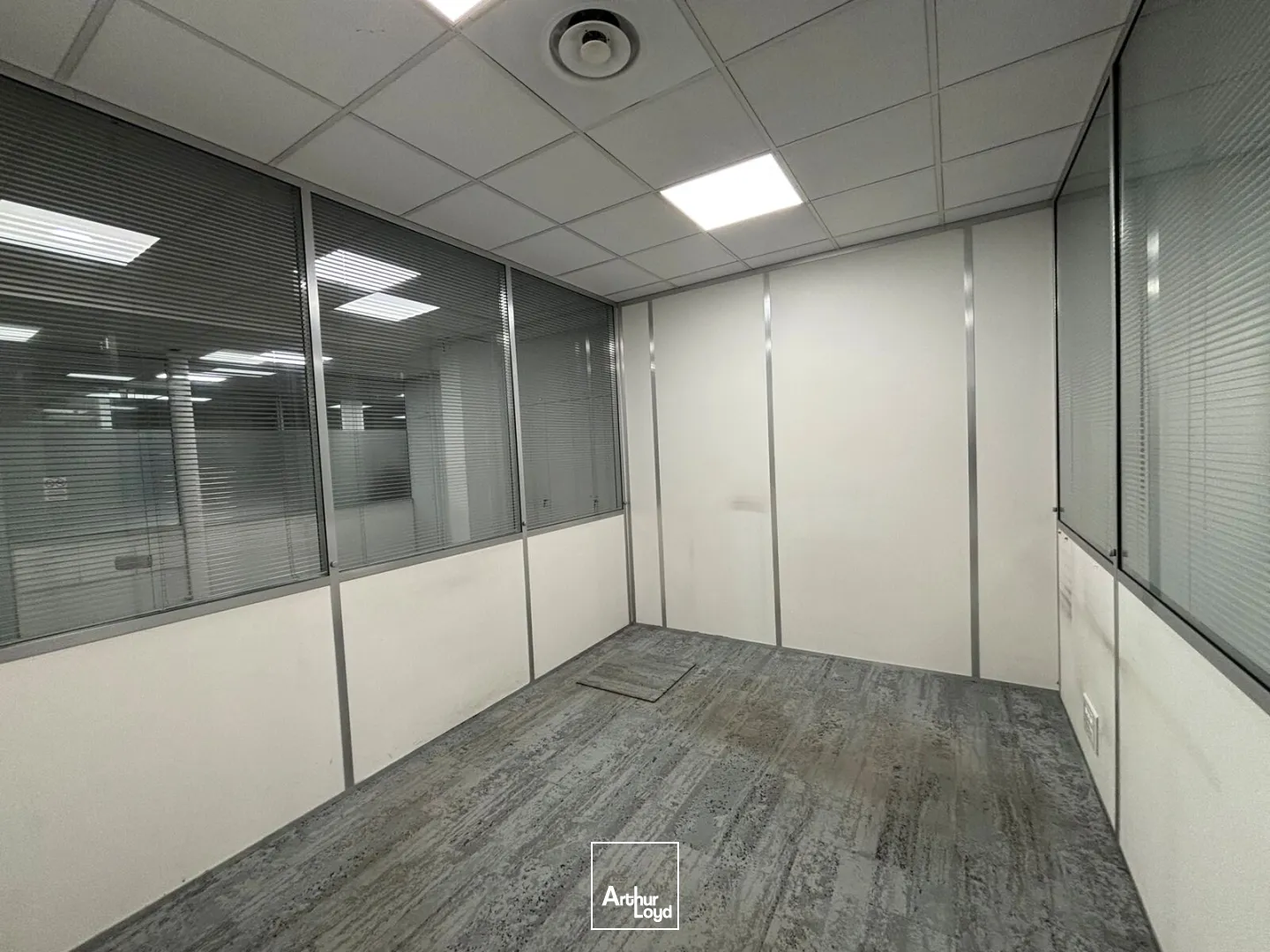 Locaux d'activité & Entrepôts - Location - NANTERRE - 92000 - 357-357 - 7615512