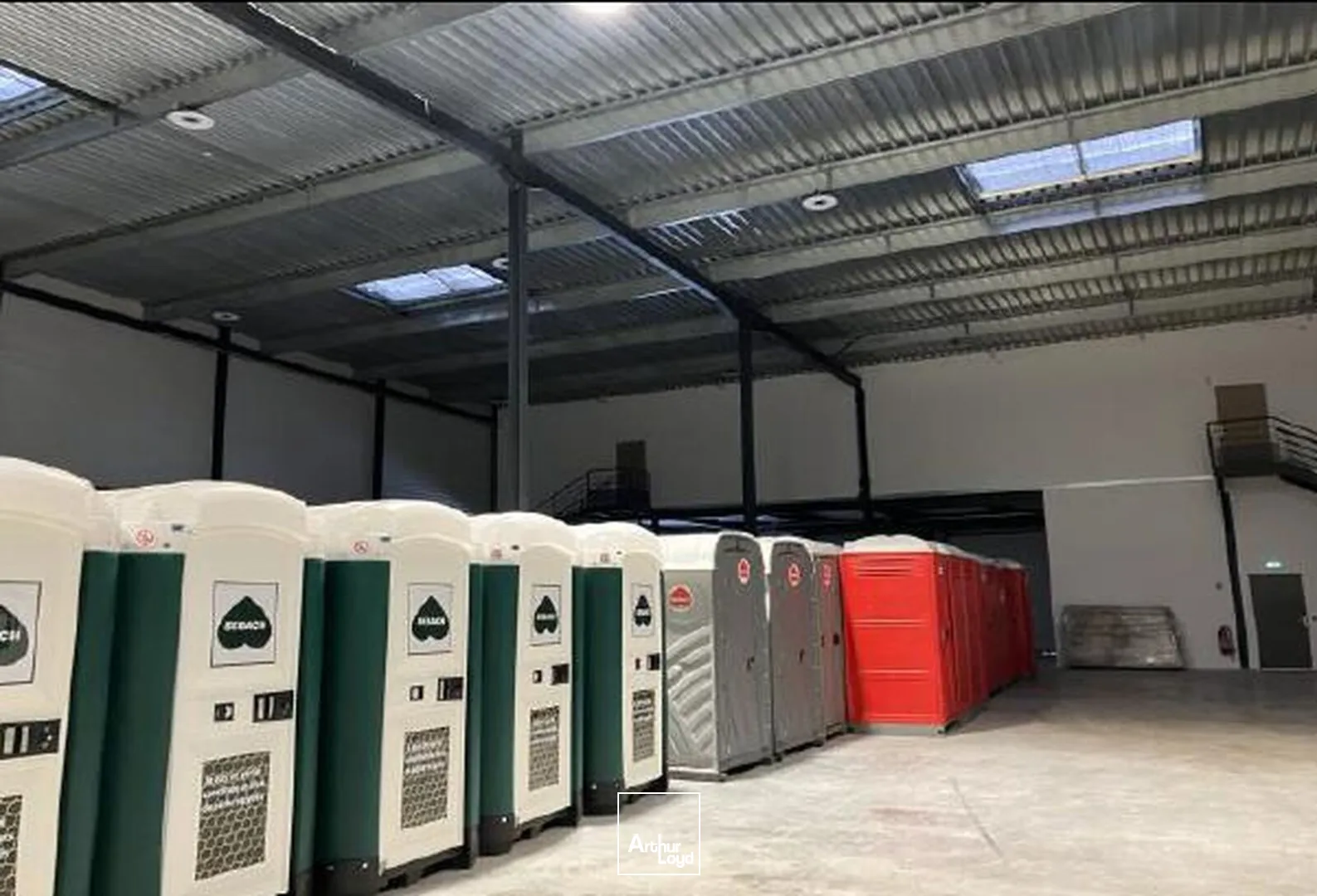 Locaux d'activité & Entrepôts - Location - BUC - 78530 - 290-2038 - 7615588