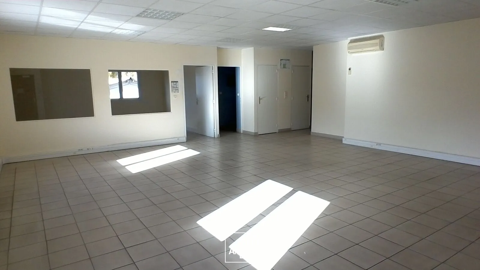 Bureaux - Location - AURIOL - 13390 - 100-200 - 7615595