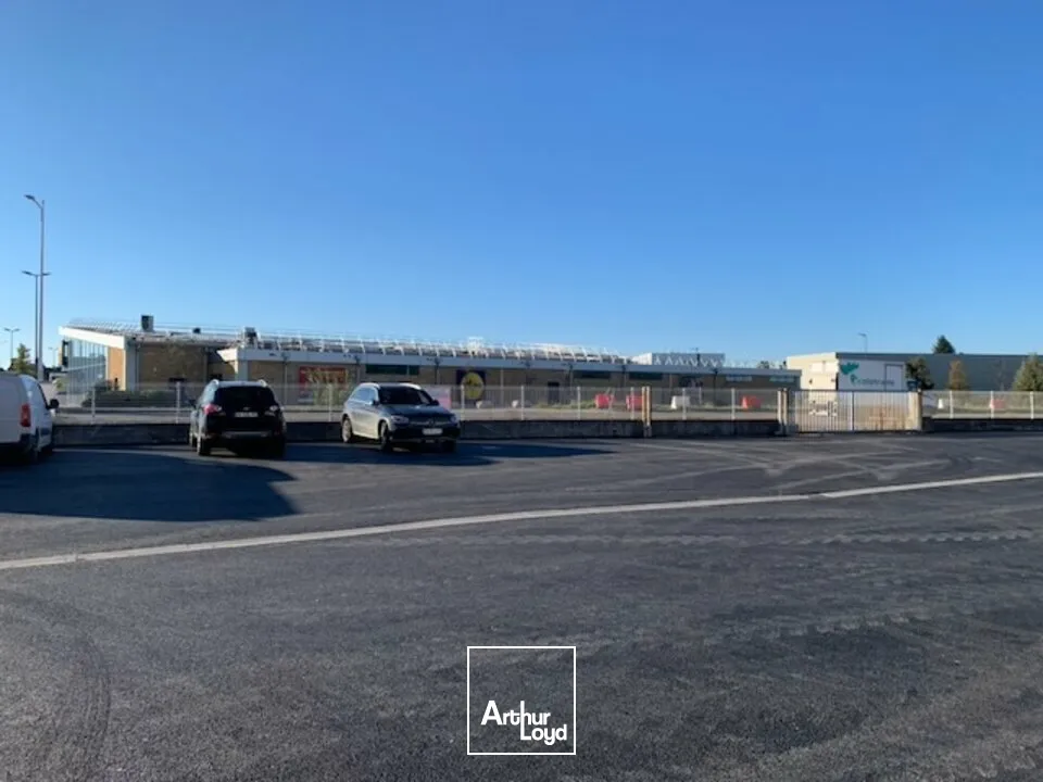 Locaux commerciaux - Location - CHÂTEAURENARD - 13160 - 300-1000 - 7615868