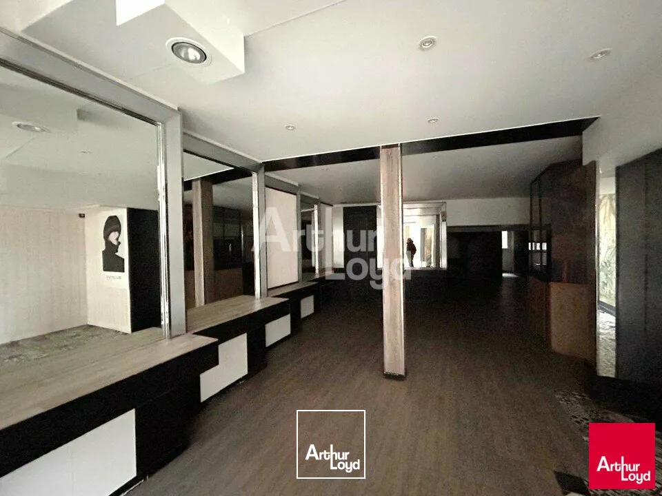 Locaux commerciaux - Location - BLOIS - 41000 - 86.11-86.11 - 7615929