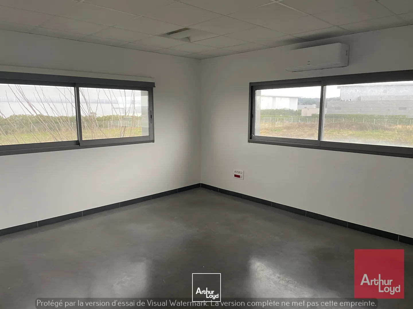 Bureaux - Location - GALLARGUES LE MONTUEUX - 30660 - 16.05-16.05 - 7616084